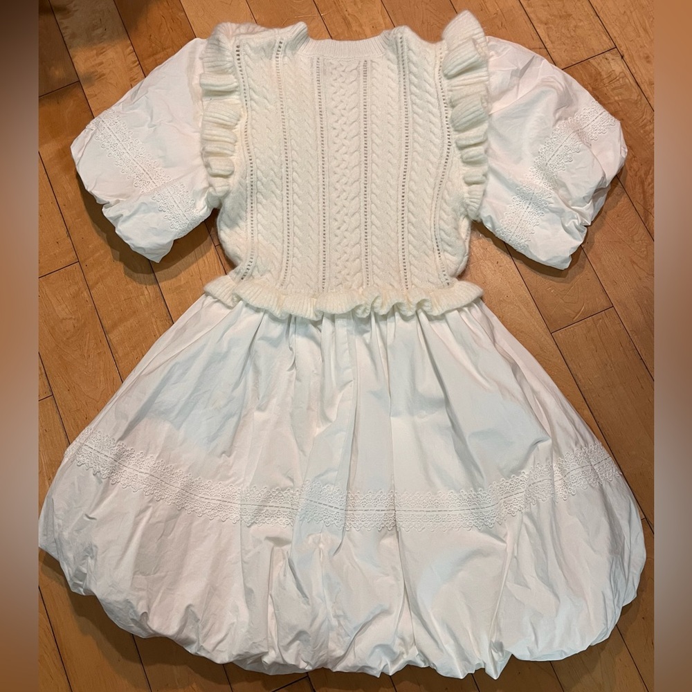 MABLE White Dress w/Knit Top & Doily Style Embroidery Size Small COTTAGECORE